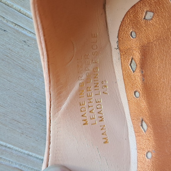 BCBGIRLS Peach Leather Pointed Toe Sling-Back Elegant Short Kitten Heels - Picture 7 of 10